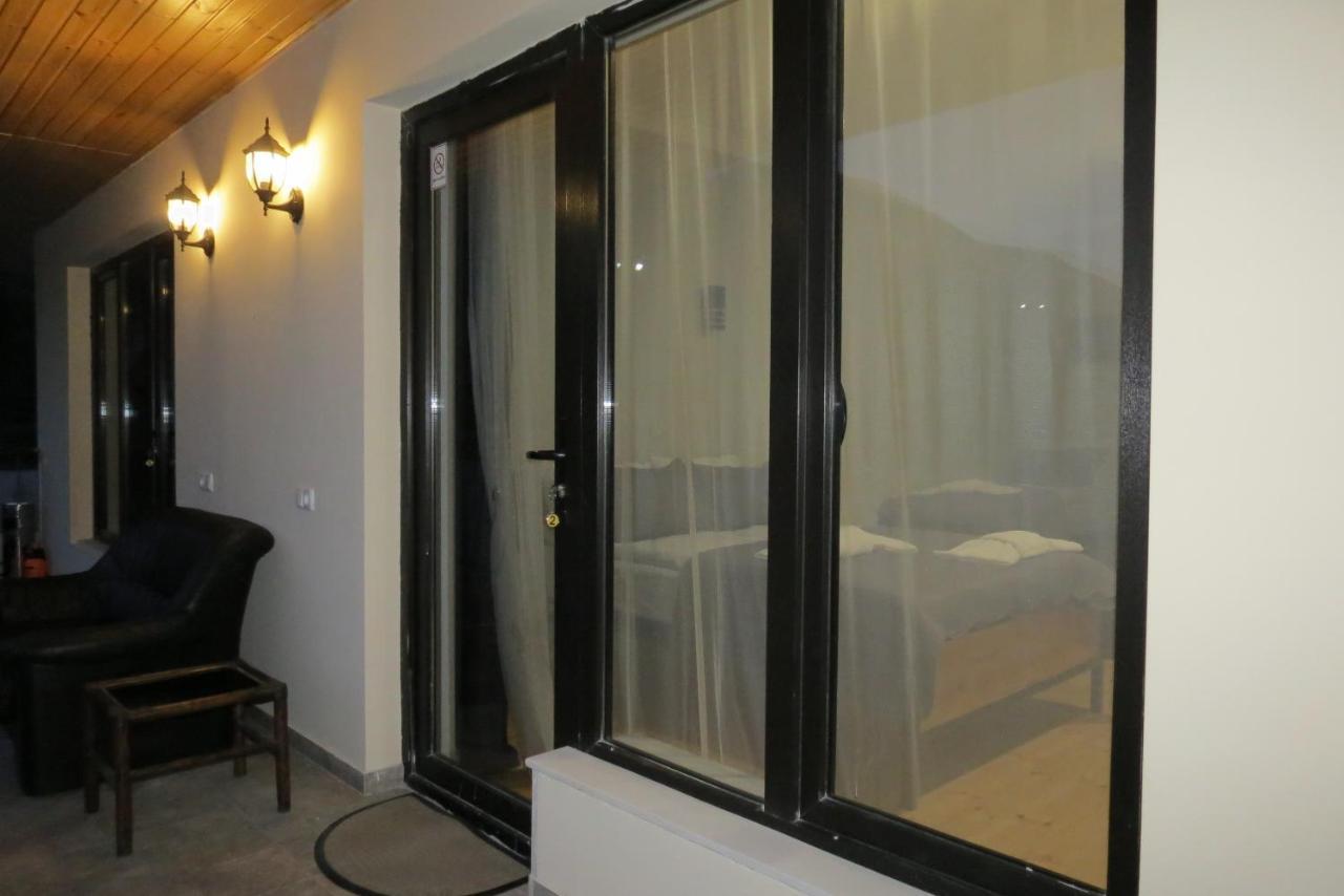 Bibo'S Kokhi Guesthouse Kazbegi Exteriör bild