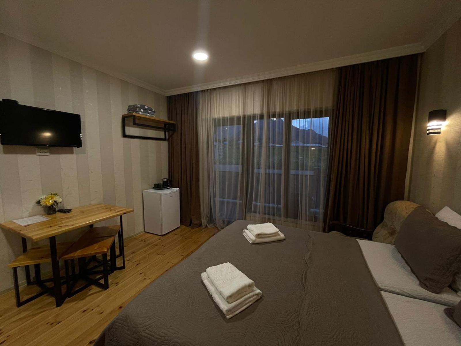 Bibo'S Kokhi Guesthouse Kazbegi Exteriör bild