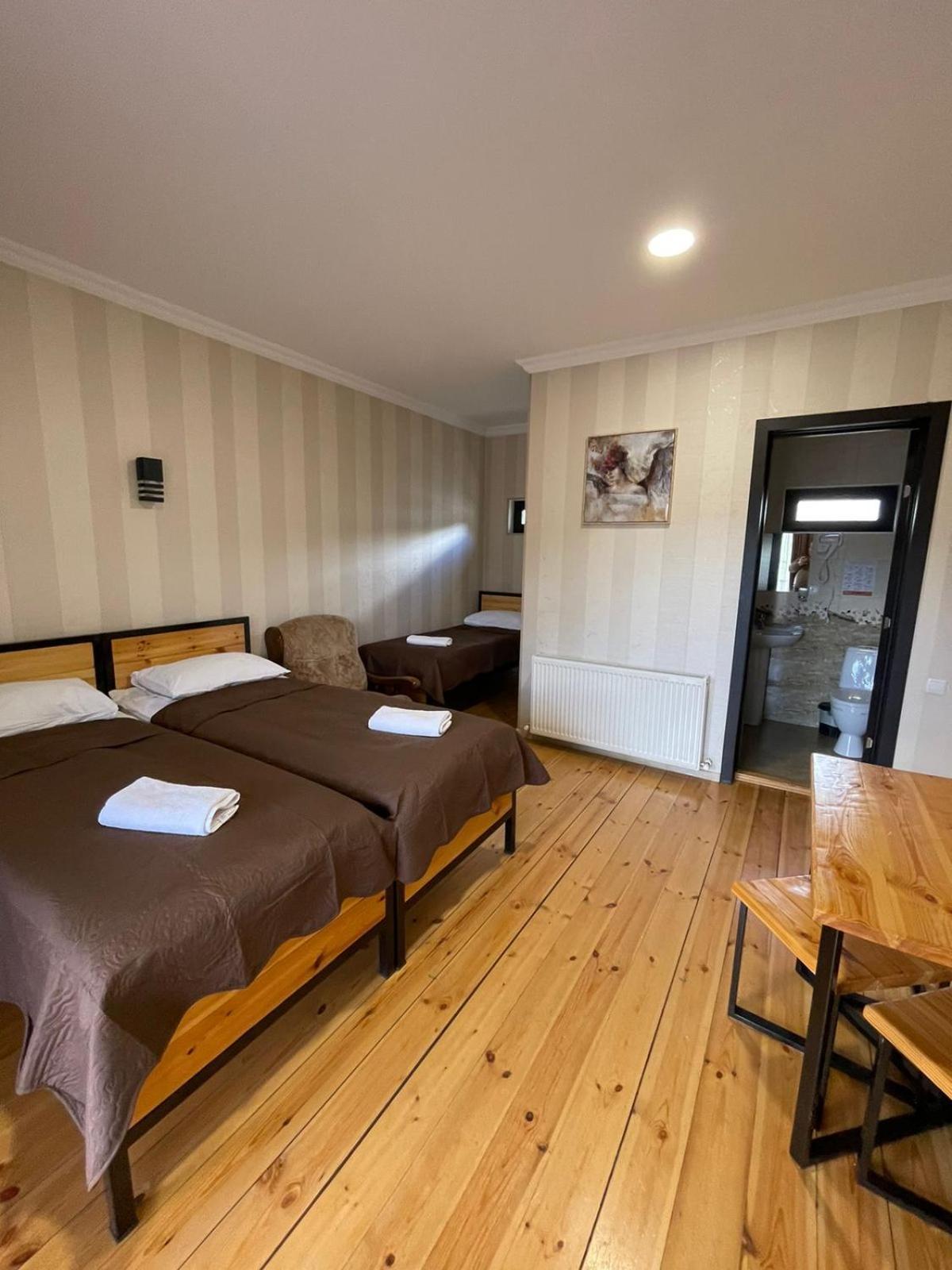 Bibo'S Kokhi Guesthouse Kazbegi Exteriör bild