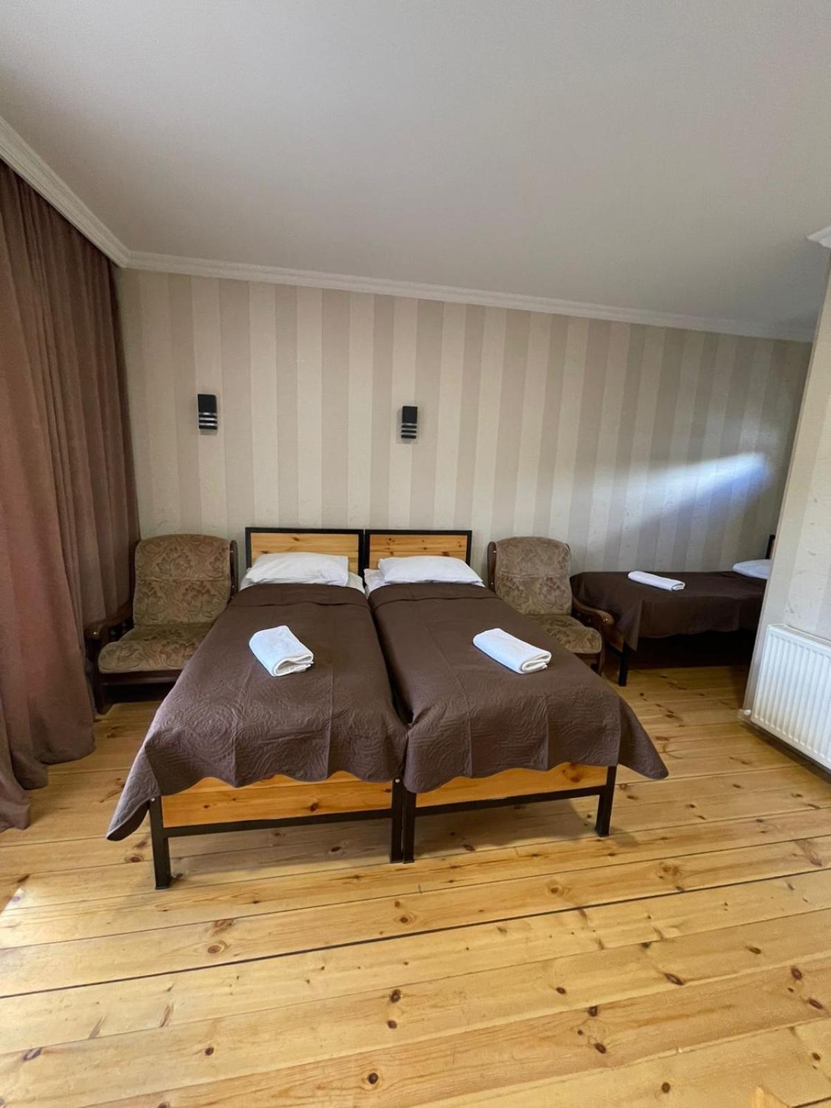 Bibo'S Kokhi Guesthouse Kazbegi Exteriör bild