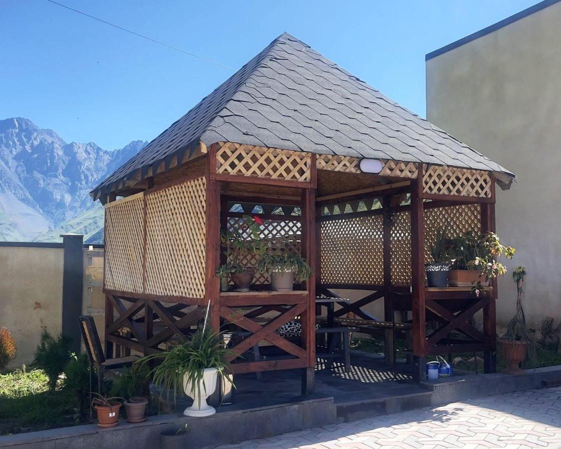 Bibo'S Kokhi Guesthouse Kazbegi Exteriör bild